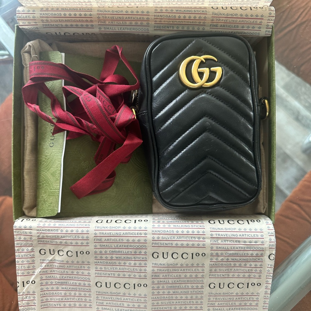 Authentic Gucci Marmont Phone crossbody